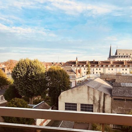 Appartement Avec Parking Et Balcon Vue Cathedrale Шартър Екстериор снимка